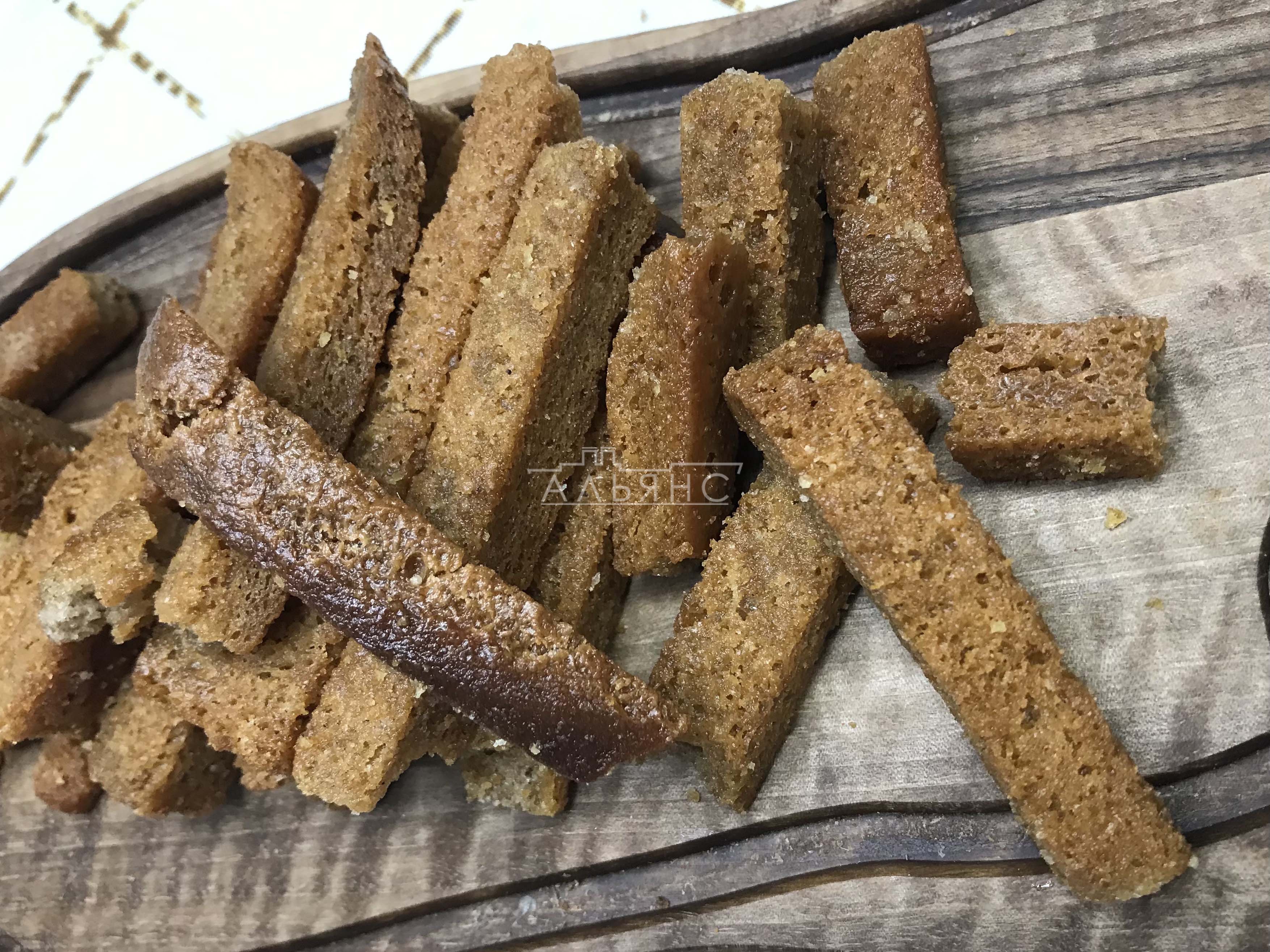 Деревенские гренки с чесноком в Химках