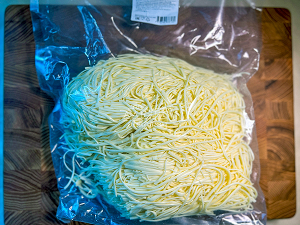 Сырный продукт ФЕРМЕРСКИЙ паутинка белая в Химках