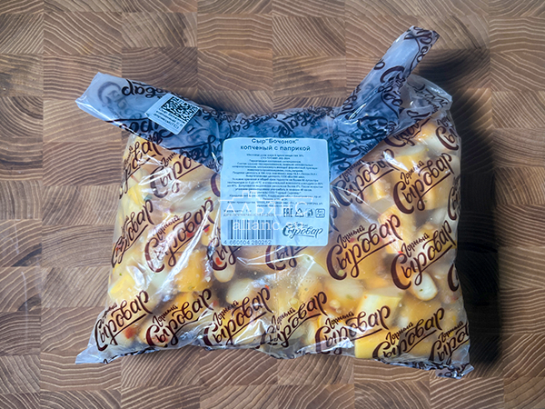 Сыр 1 кг ГОРНЫЙ СЫРОВАР (Бочонок копчёный с паприкой) в Химках