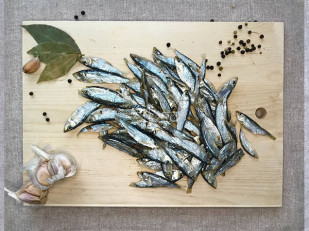 Арахис со вкусом барбекю: Тюлька вяленая