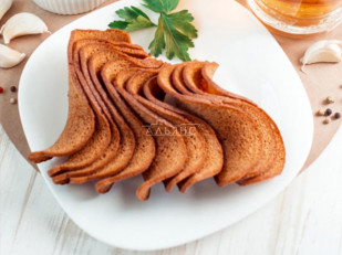 Ведро Ржаные гренки со вкусом шашлыка: Ресторанные гренки с сметаной и зеленью