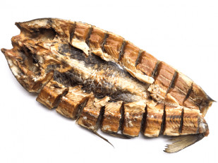 Арахис в глазури: Сом (бабочка) холодного копчения